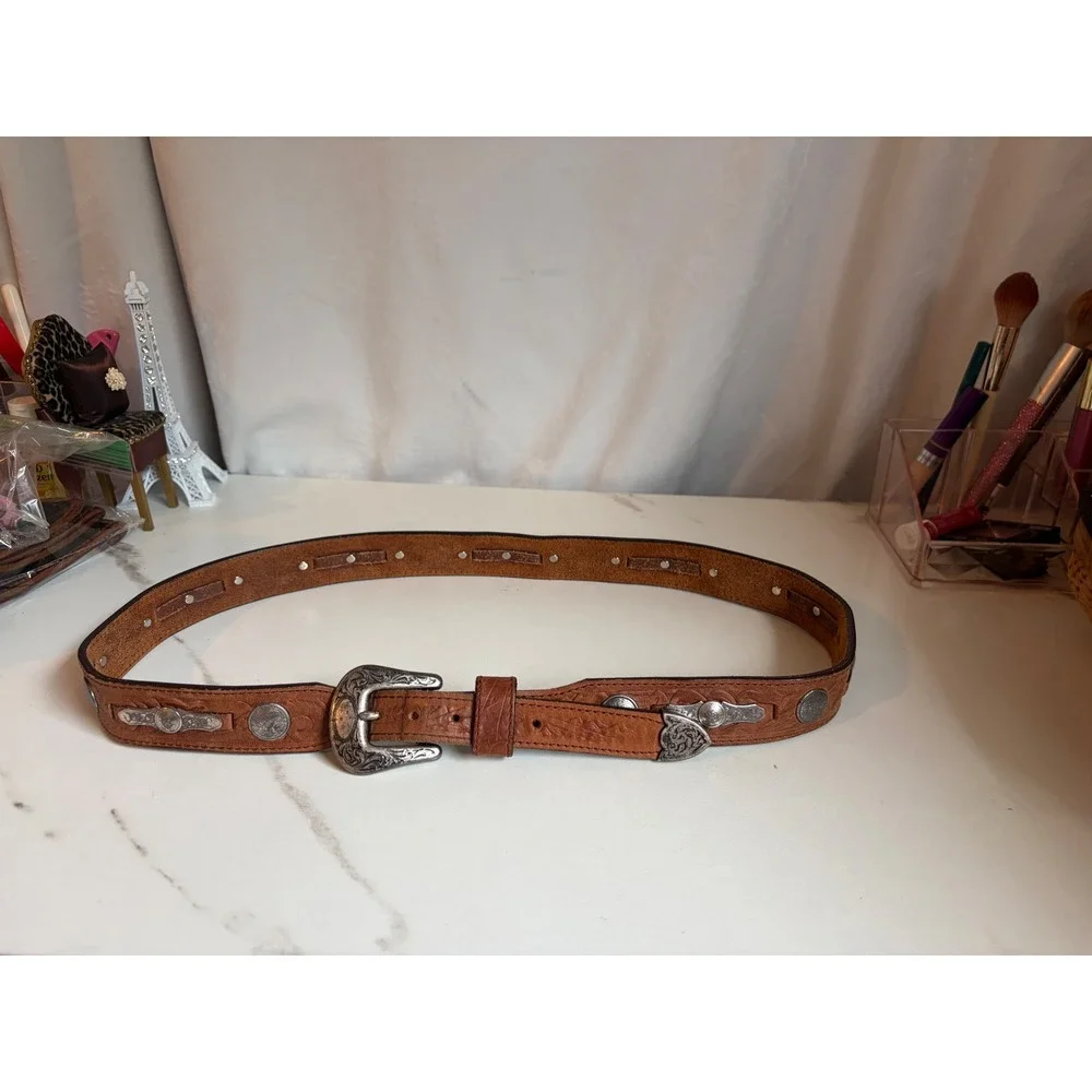 Vintage Leegin 1993 Mens Brown Tooled Leather Western Concho Ranger Belt Size 40